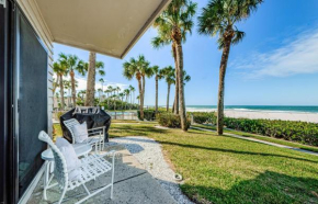 Beachfront Aldea 11
